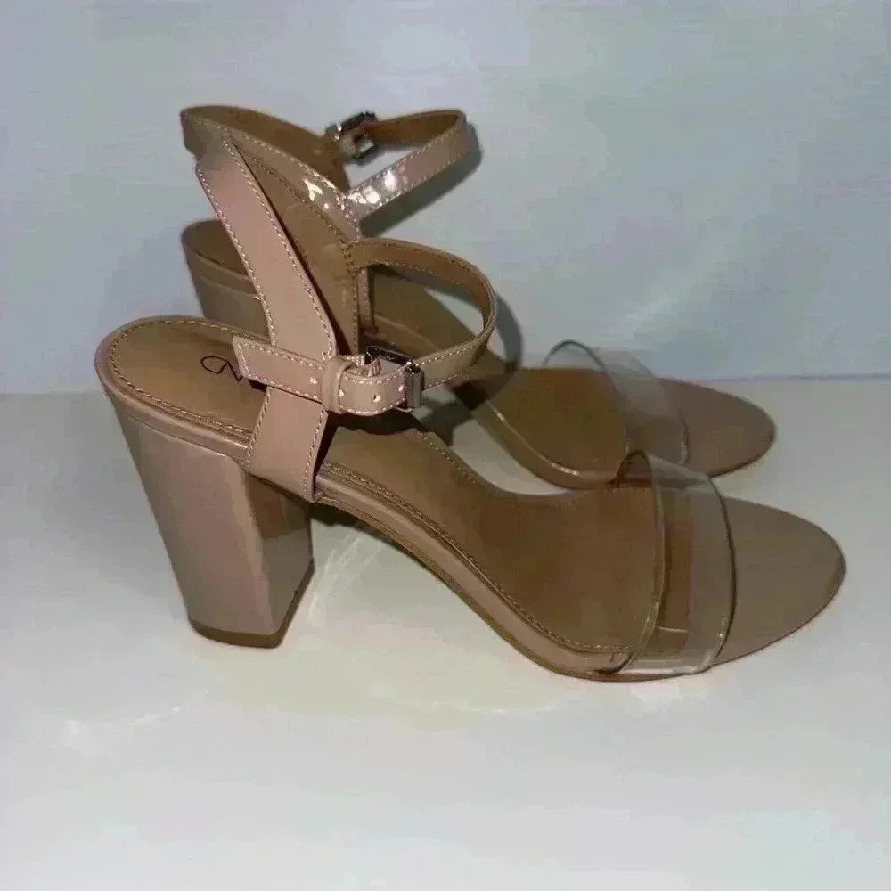 Nordstrom Abound nude patent block heel sandals with clear strap Shoe size 9